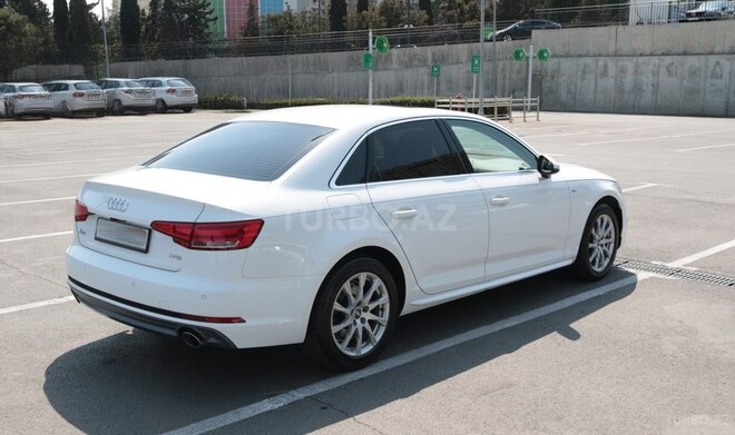 Audi A4 2017, 65,000 km - 2.0 l - Bakı