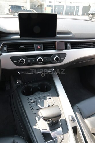 Audi A4 2017, 65,000 km - 2.0 l - Bakı