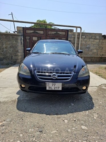 Nissan Altima 2006, 250,000 km - 2.5 л - Yevlax