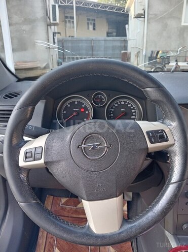 Opel Astra 2006, 290,000 km - 1.3 л - Sabirabad