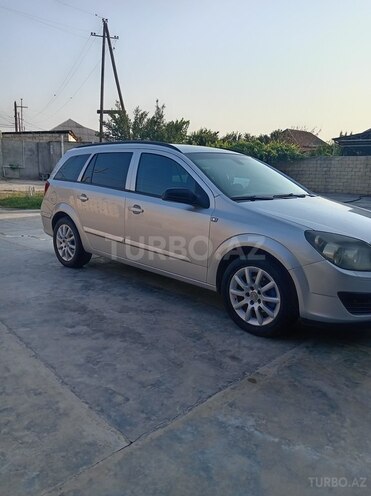 Opel Astra 2006, 290,000 km - 1.3 л - Sabirabad