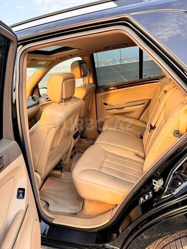 Mercedes ML 350 2006, 300,000 km - 3.5 l - Bakı