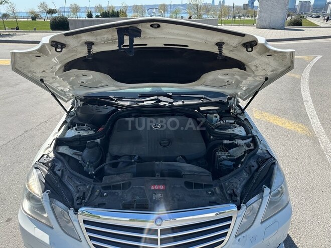 Mercedes E 250 2010, 340,000 km - 2.2 l - Bakı
