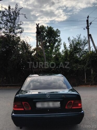 Mercedes E 220 d 1999, 981,254 km - 2.0 l - Bakı