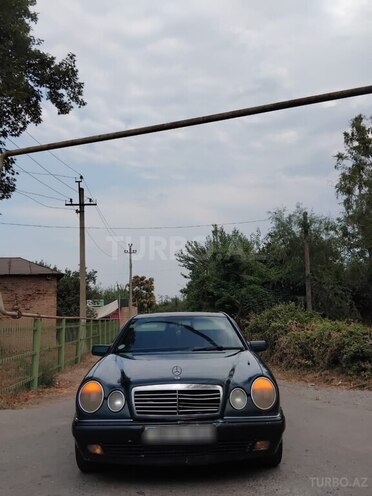 Mercedes E 220 d 1999, 981,254 km - 2.0 l - Bakı