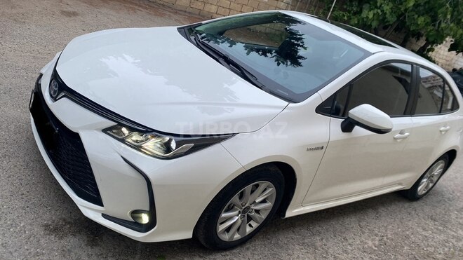 Toyota Corolla 2023, 30,000 km - 1.8 l - Bakı