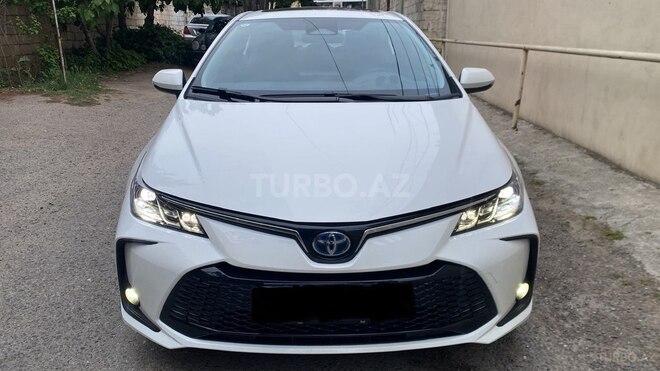 Toyota Corolla 2023, 30,000 km - 1.8 l - Bakı