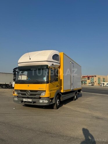 Mercedes Atego 818 2012, 357,000 km - 4.3 л - Bakı