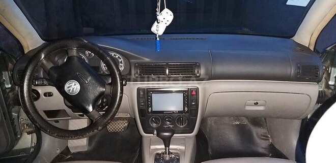 Volkswagen Passat 2004, 217,000 km - 1.8 л - Mingəçevir