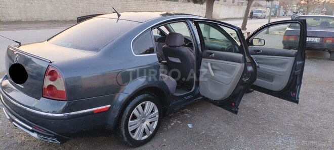 Volkswagen Passat 2001, 298,000 km - 1.8 l - Tovuz