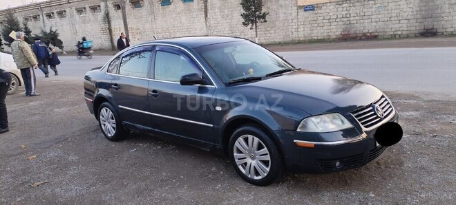 Volkswagen Passat 2001, 298,000 km - 1.8 l - Tovuz