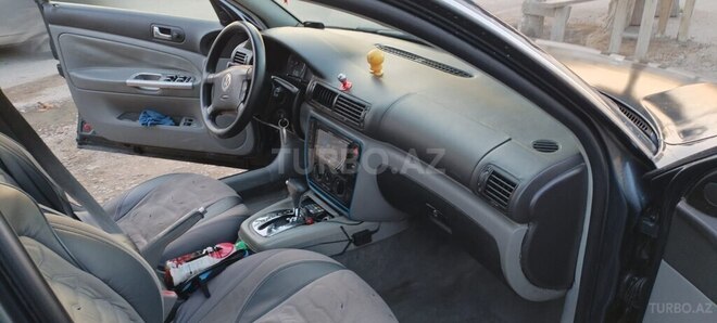 Volkswagen Passat 2001, 298,000 km - 1.8 l - Tovuz