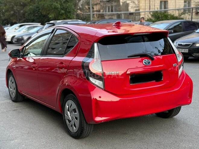 Toyota Aqua 2019, 95,600 km - 1.5 л - Bakı