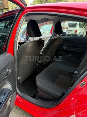 Toyota Aqua 2019, 95,600 km - 1.5 л - Bakı