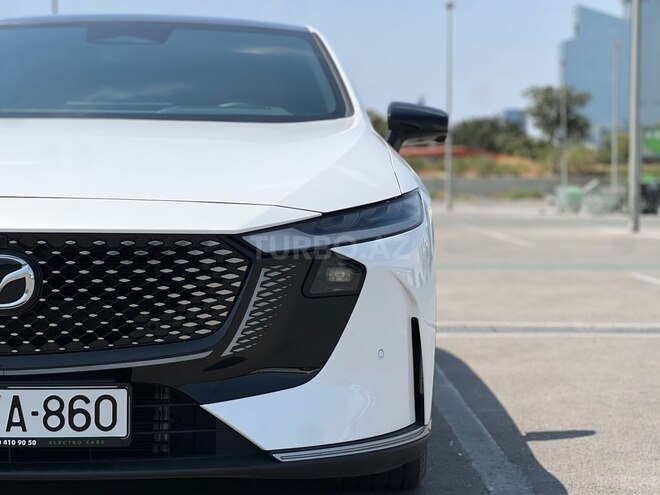 Mazda  2025, 13,000 km - 1.5 л - Bakı