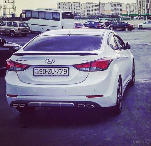 Hyundai Elantra 2015, 149,800 km - 1.8 l - Bakı