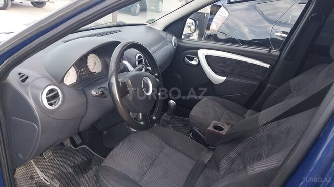 Dacia Logan 2009, 385,000 km - 1.5 l - Bakı