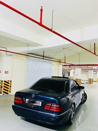 Mercedes E 320 1997, 297,850 km - 3.2 l - Bakı