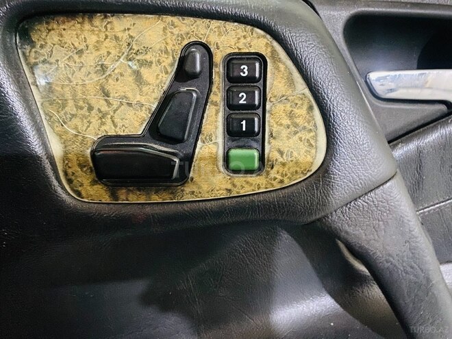 Mercedes E 320 1997, 297,850 km - 3.2 l - Bakı