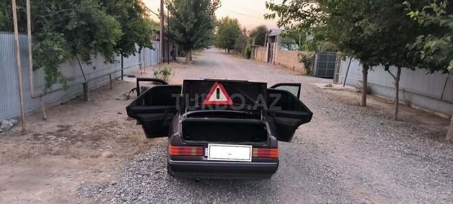 Mercedes 190 1991, 415,000 km - 2.0 l - Füzuli