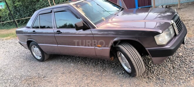 Mercedes 190 1991, 415,000 km - 2.0 l - Füzuli