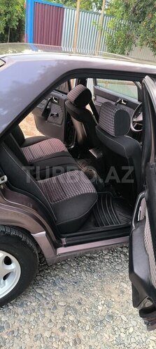 Mercedes 190 1991, 415,000 km - 2.0 l - Füzuli