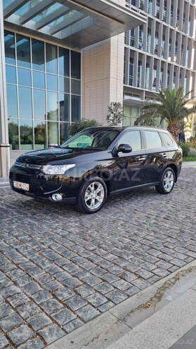 Mitsubishi Outlander 2014, 118,000 km - 2.4 l - Bakı