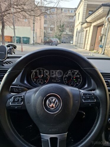 Volkswagen Passat 2011, 260,000 km - 2.5 l - Bakı