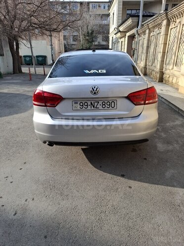 Volkswagen Passat 2011, 260,000 km - 2.5 l - Bakı
