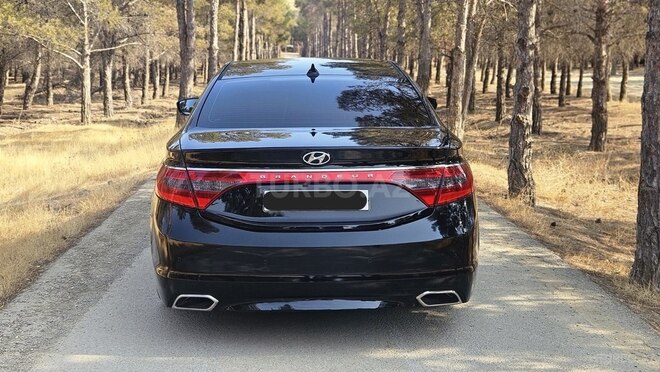 Hyundai Grandeur 2015, 190,000 km - 2.2 л - Bakı
