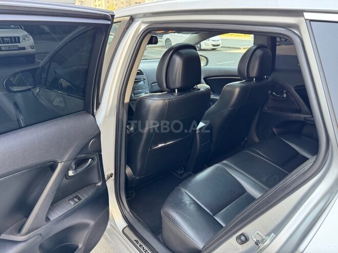 Toyota Avensis 2009, 192,000 km - 2.2 l - Bakı