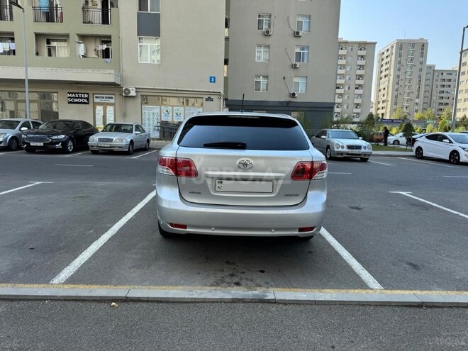 Toyota Avensis 2009, 192,000 km - 2.2 l - Bakı