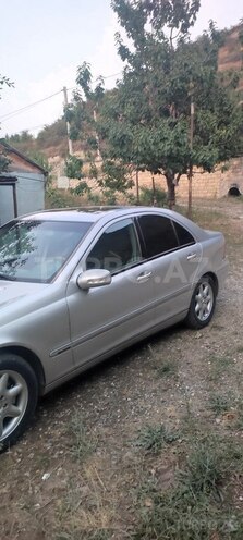 Mercedes C 240 2000, 320,000 km - 2.6 l - Goranboy