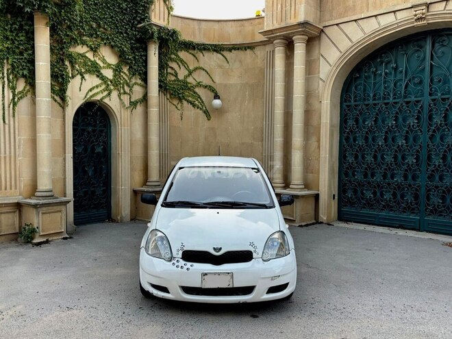 Toyota Vitz 2004, 232,425 km - 1.0 l - Bakı