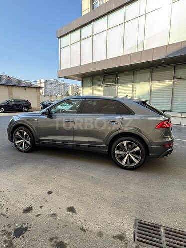 Audi Q8 2018, 124,000 km - 3.0 l - Bakı