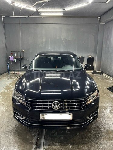 Volkswagen Passat 2017, 134,491 km - 1.8 л - Bakı