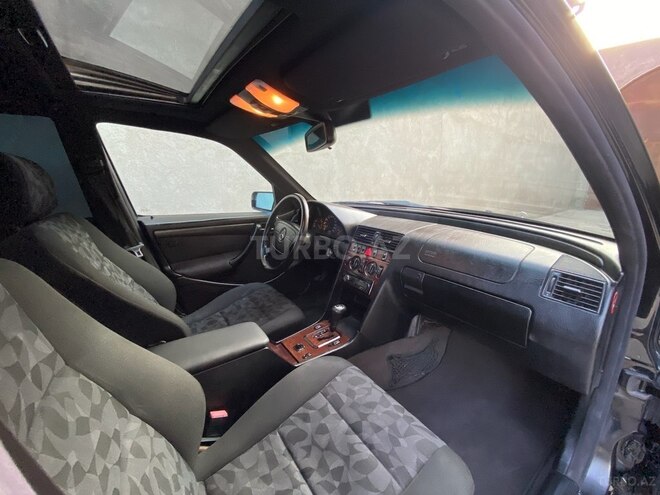 Mercedes C 220 d 1999, 330,000 km - 2.2 л - Bakı
