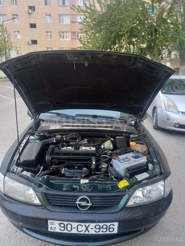 Opel Vectra 1997, 200,000 km - 2.0 l - Bakı