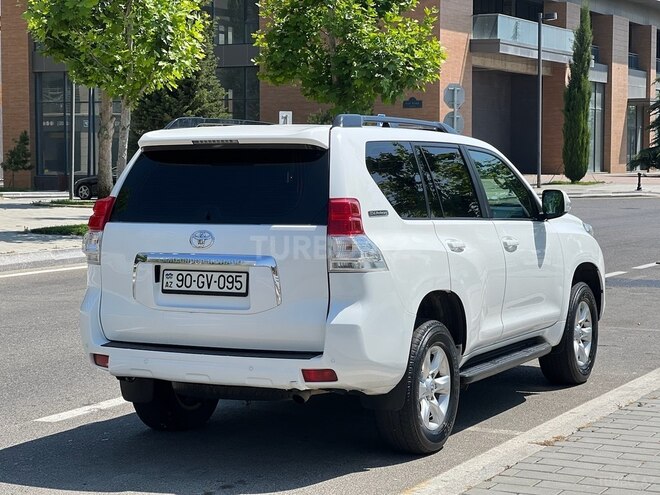 Toyota Land Cruiser Prado 2009, 249,000 km - 2.7 л - Bakı