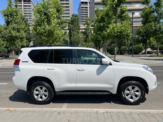 Toyota Land Cruiser Prado 2009, 249,000 km - 2.7 л - Bakı