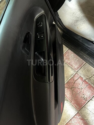 Kia  2011, 285,000 km - 1.4 l - Neftçala