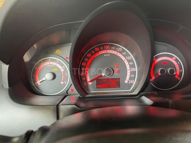 Kia  2011, 285,000 km - 1.4 l - Neftçala