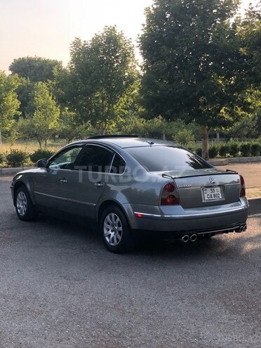 Volkswagen Passat 2004, 109,400 km - 1.8 l - Gəncə