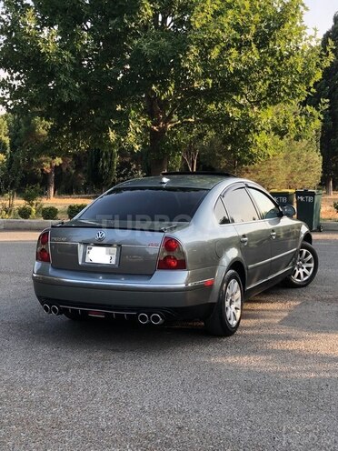 Volkswagen Passat 2004, 109,400 km - 1.8 l - Gəncə