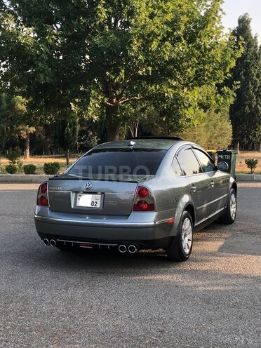 Volkswagen Passat 2004, 109,400 km - 1.8 l - Gəncə