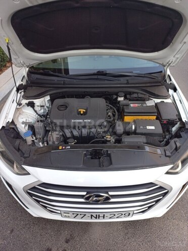 Hyundai Elantra 2017, 131,920 km - 2.0 l - Bakı