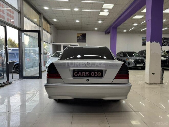 Mercedes C 180 1999, 266,000 km - 1.8 л - Sumqayıt