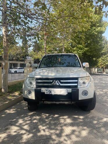 Mitsubishi Pajero 2008, 195,000 km - 3.0 л - Bakı