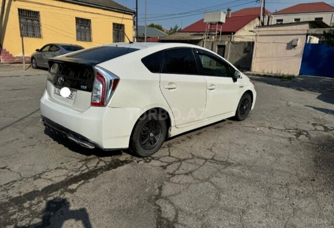 Toyota Prius 2011, 290,000 km - 1.8 l - Bakı