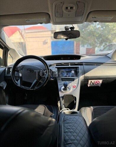 Toyota Prius 2011, 290,000 km - 1.8 l - Bakı